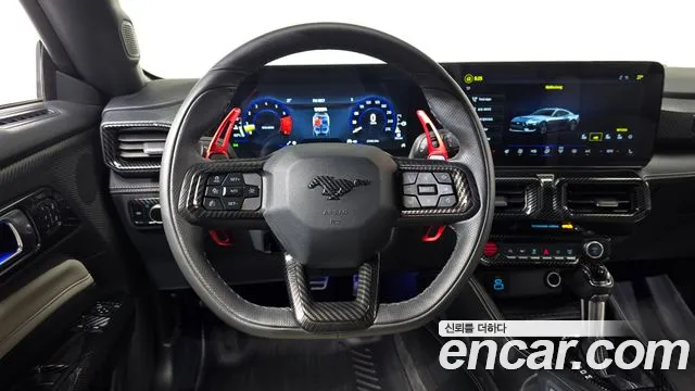 Ford Mustang — Фото автомобиля 12