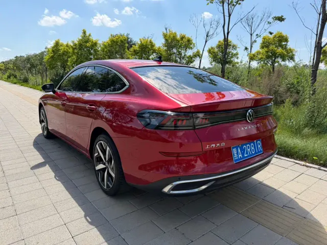 Volkswagen Lamando — Фото автомобиля 5