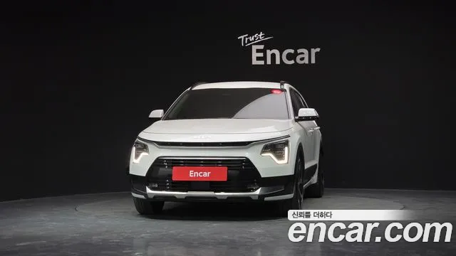 Kia Niro The All New Niro Signature — Фото автомобиля 3