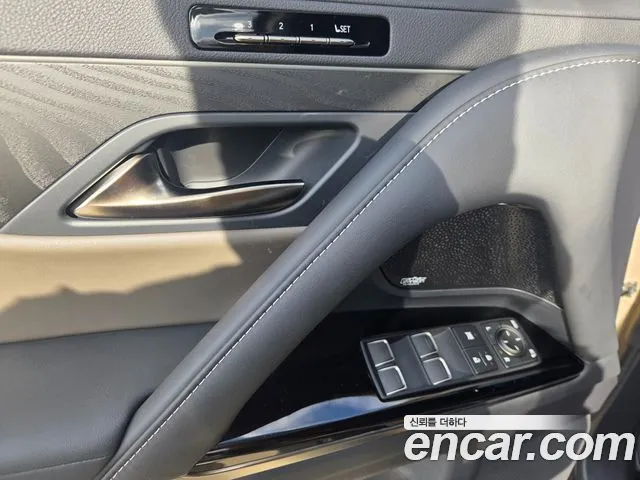 Lexus LX — Фото автомобиля 13