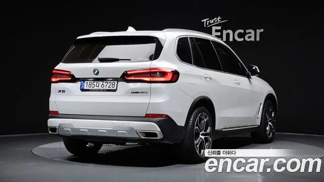 BMW X5 — Фото автомобиля 2