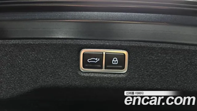 Hyundai Sonata — Фото автомобиля 23