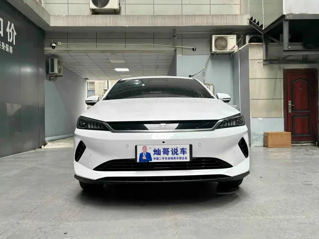 BYD Qin PLUS — Фото автомобиля 3