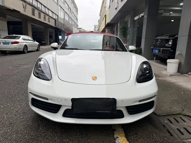 Porsche 718 — Фото автомобиля 2