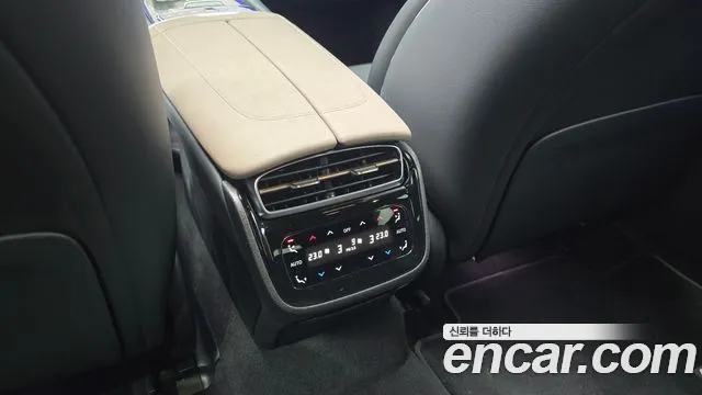 Mercedes-Benz EQS — Фото автомобиля 20