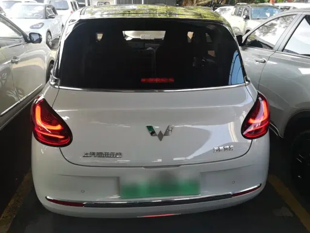 Wuling Bingo — Фото автомобиля 5