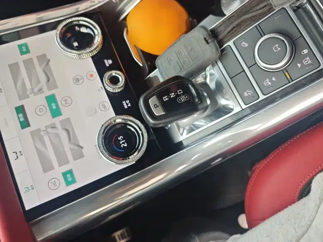 Land Rover Range Rover Sport — Фото автомобиля 6