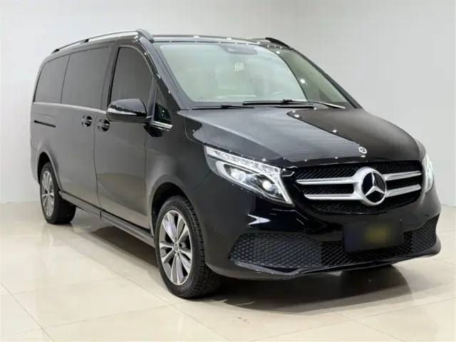 Mercedes-Benz V-Class — Фото автомобиля 11