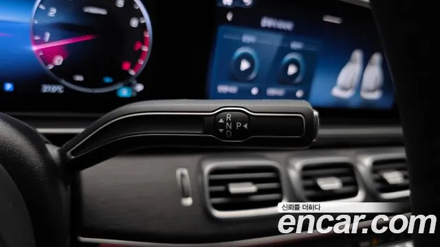 Mercedes-Benz GLS-Class — Фото автомобиля 9