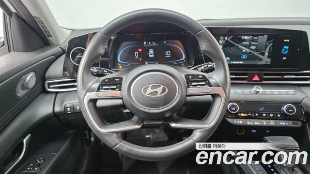 Hyundai AVANTE Новый Avante (CN7) — Фото автомобиля 14