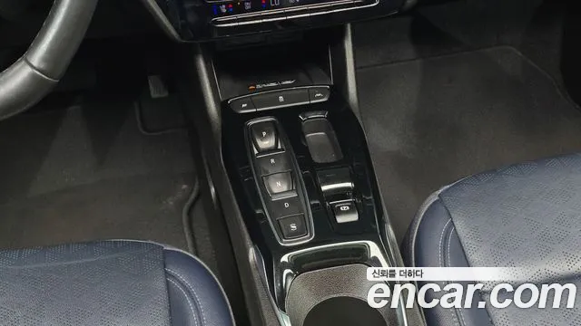 Chevrolet Bolt EUV — Фото автомобиля 8