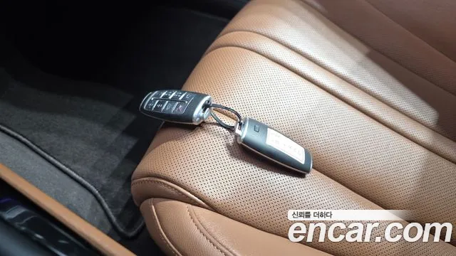Genesis G80 RG3 — Фото автомобиля 22