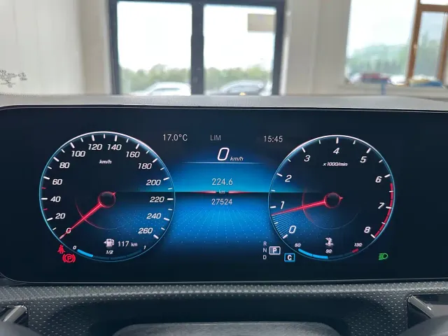 Mercedes-Benz A-Class — Фото автомобиля 12