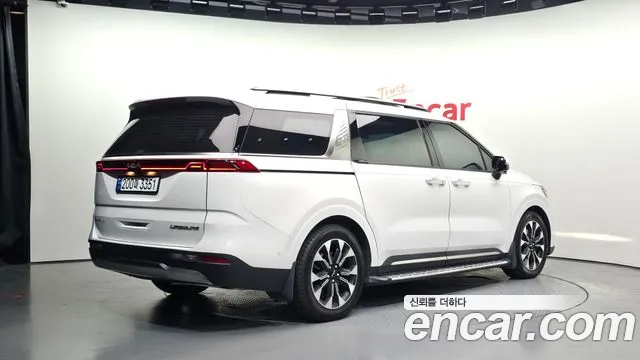 Kia Canival Carnival 4 поколение 7 мест Signature — Фото автомобиля 2
