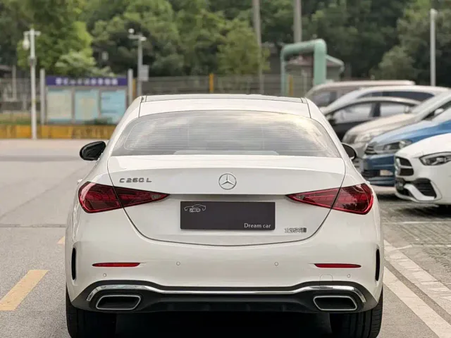 Mercedes-Benz C-Class — Фото автомобиля 4