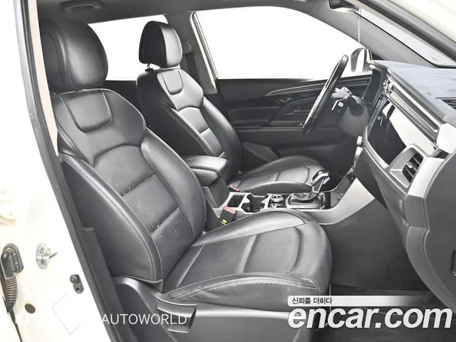KGM Korando Beautiful — Фото автомобиля 10