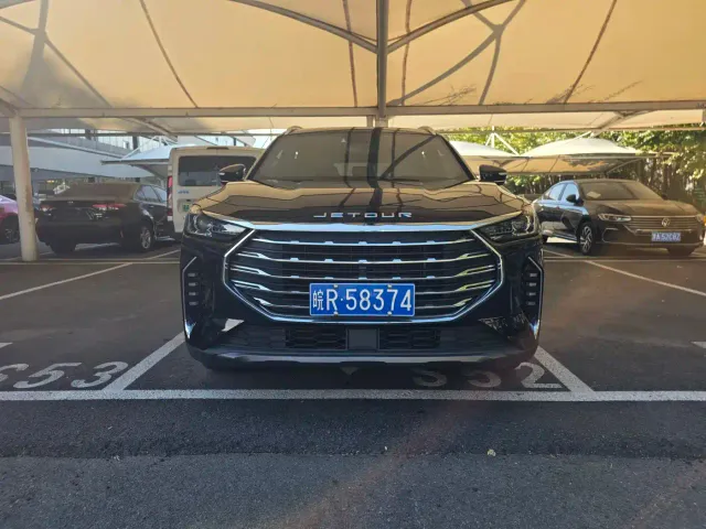Jetour X70 Plus — Фото автомобиля 2