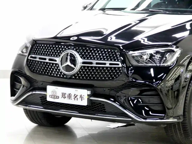 Mercedes-Benz GLE-Class — Фото автомобиля 30