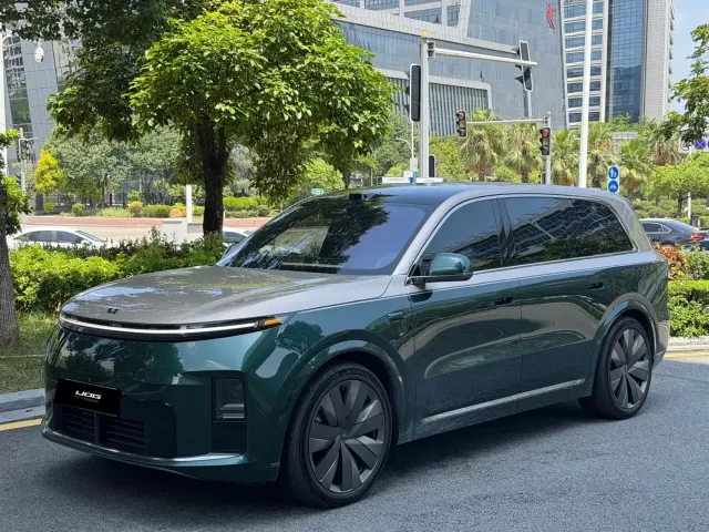 Фотография автомобиля — Li Auto L9