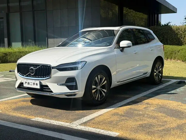Фотография автомобиля — Volvo XC60