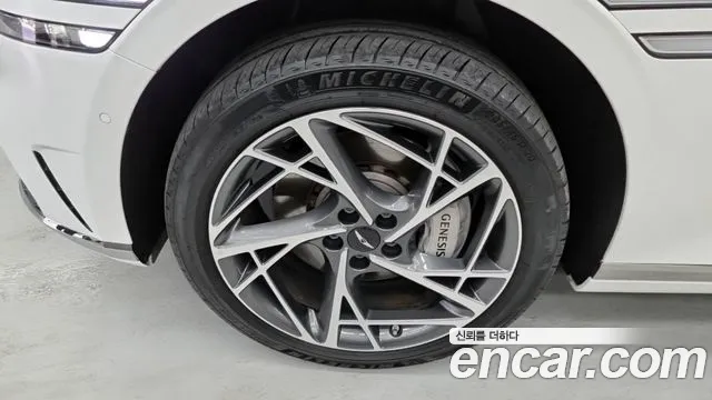 Genesis G90 Бензин 3.5 турбо AWD — Фото автомобиля 5