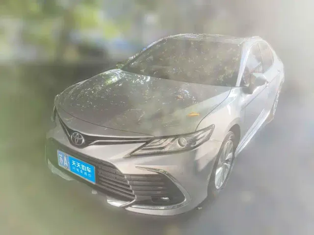 Фотография автомобиля — Toyota Camry