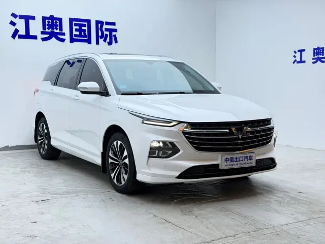 Wuling Victory — Фото автомобиля 3