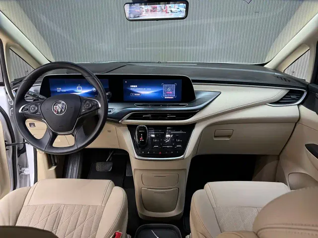 Buick GL8 — Фото автомобиля 7