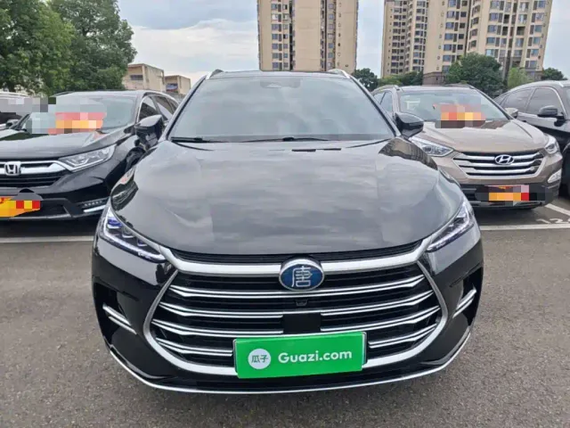 BYD Tang — Фото автомобиля 2