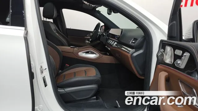 Mercedes-Benz GLE-Class — Фото автомобиля 11