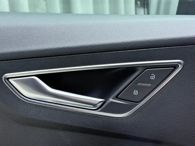 Audi Q2L — Фото автомобиля 13