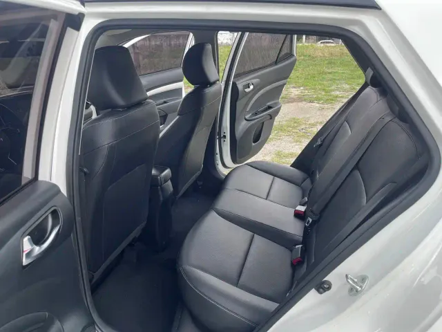 Kia KX1 — Фото автомобиля 9