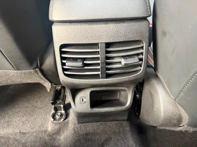 Kia Seltos — Фото автомобиля 9