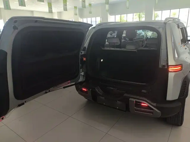 BYD FangChengBao Titanium 3 — Фото автомобиля 18