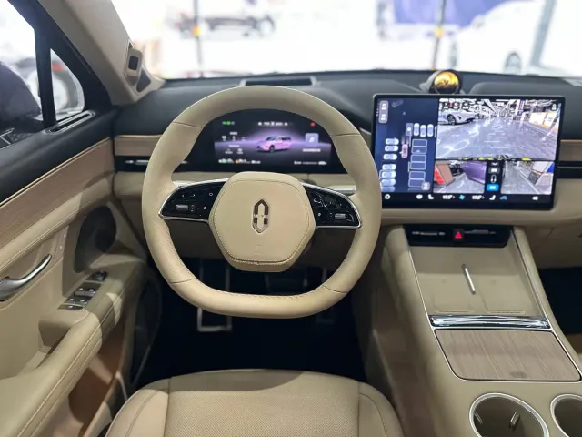 Aito M5 — Фото автомобиля 11