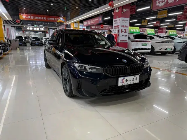 BMW 3 Series — Фото автомобиля 3