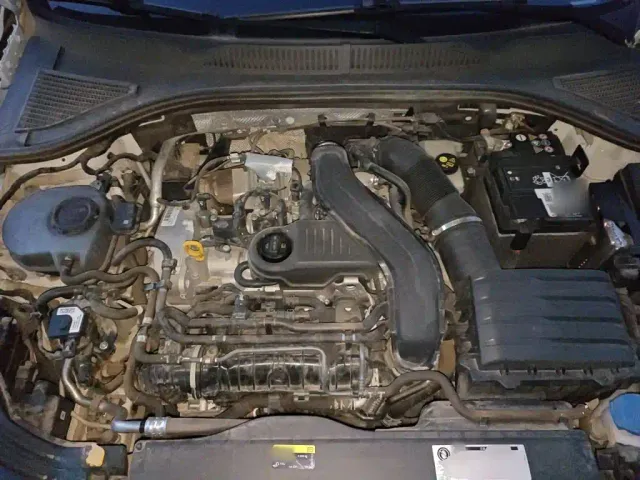 Volkswagen Lavida — Фото автомобиля 16