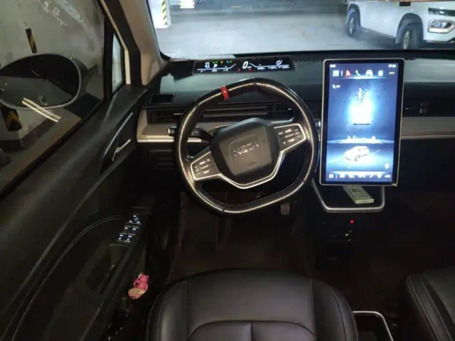 Nezha Auto Nezha V 2021 Long Range Entertainment Upgrade — Фото автомобиля 10