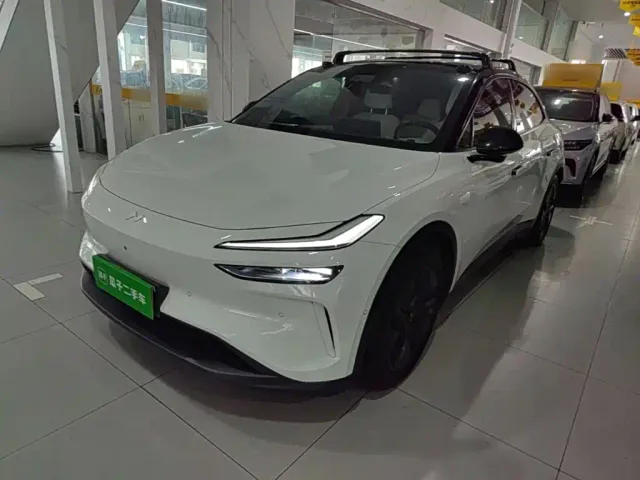 Фотография автомобиля — Onvo L60