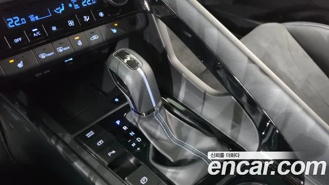 Hyundai Avante CN7 — Фото автомобиля 12