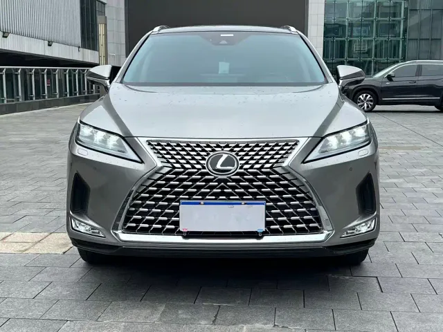 Lexus RX — Фото автомобиля 2