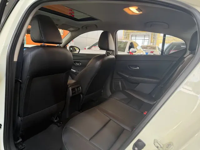 Nissan Sylphy — Фото автомобиля 7