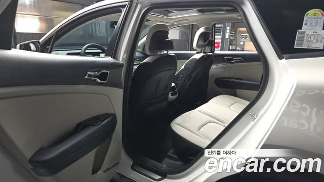 Kia Sportage Sportage 5-е поколение Бензин 1.6 турбо 2WD — Фото автомобиля 26