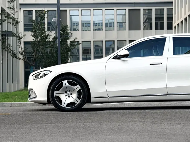 Mercedes-Benz Maybach S-Class — Фото автомобиля 17