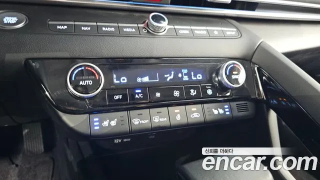 Hyundai Avante CN7 — Фото автомобиля 16