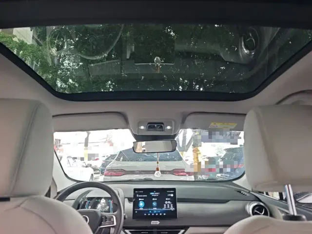 BYD Yuan Pro — Фото автомобиля 17