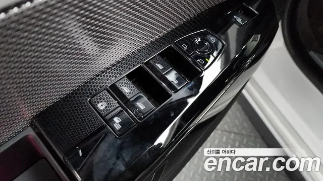BMW 7-Series — Фото автомобиля 22