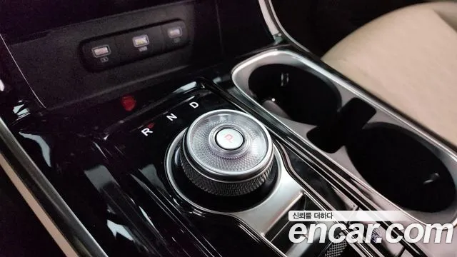 Kia Canival Carnival 4 поколение Бензин 9 мест Noblesse — Фото автомобиля 9