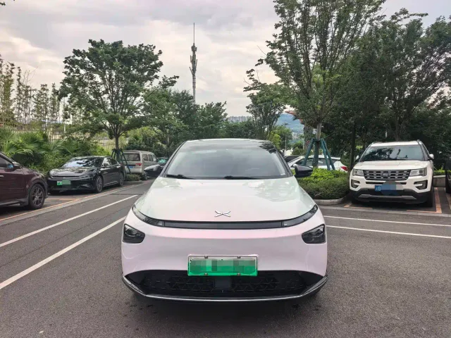 Xpeng G3 — Фото автомобиля 2