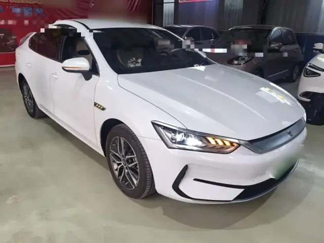BYD Qin PLUS — Фото автомобиля 3
